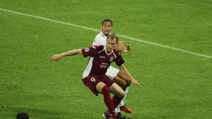 Kapetanos: " Nu-s fericit că am marcat pentru că am pierdut"** Cadu: "E greu cu Rooney, Van Persie sau Hernandez. Visez la locul doi"