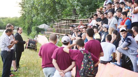 Un nou termen în negocierile dintre Copos și Cristescu: "În două zile sper să semnăm!"