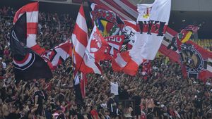 Cine transmite la TV Dinamo - FCSB