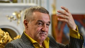„Cea mai frumoasă de pe lume!”. Gigi Becali a răspuns legat de schimbarea siglei FCSB