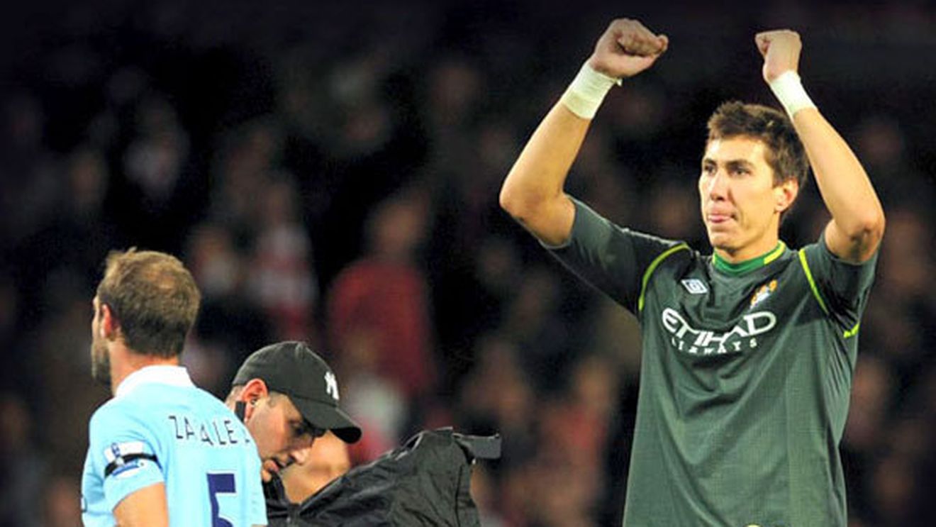 Pantilimon le-a luat ochii, dar englezii se întreabă dacă își va rata cariera: "Va ajunge doar o imitație de fotbalist?"** De unde apar îndoielile