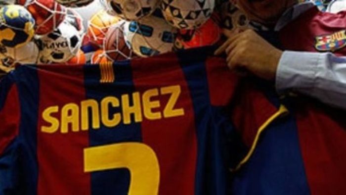 FOTO Barca a "reușit" transferul verii!** Jucătorul care vinde deja tricouri pentru catalani, deși joacă pentru altă echipă
