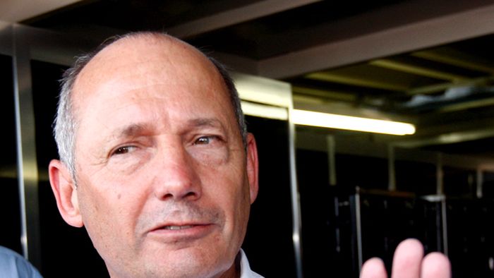 Ron Dennis si-ar putea pierde postul