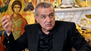 Gigi Becali a luat decizia şi l-a scos definitiv din lotul FCSB: "Nu mai e al nostru. E prieten cu noi, îi dăm bani"