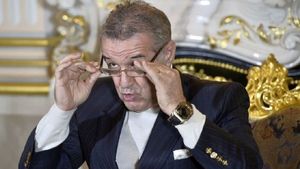Gigi Becali, prin ochii unui alt patron din Liga 1: „Dacă eu încerc să impun un jucător, atunci nu mai am nevoie de antrenor!” | VIDEO EXCLUSIV