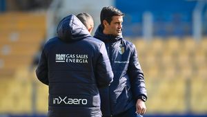 Reacția jurnaliştilor din Republica Moldova despre meciul de debut al lui Cristian Chivu la Parma. Ziariştii de peste Prut, în extaz