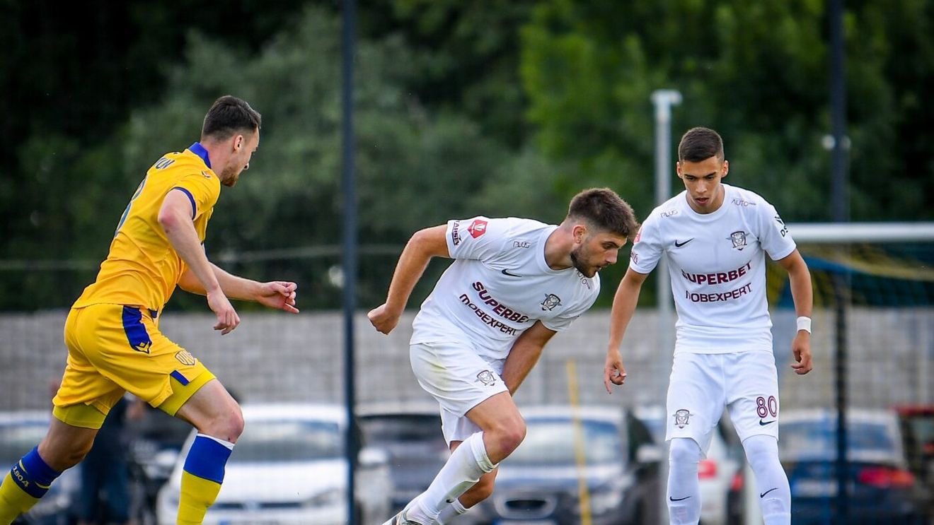 Cătălin Cîrjan, decisiv pentru Rapid în amicalul jucat de giuleșteni cu Gyor în Slovacia | VIDEO