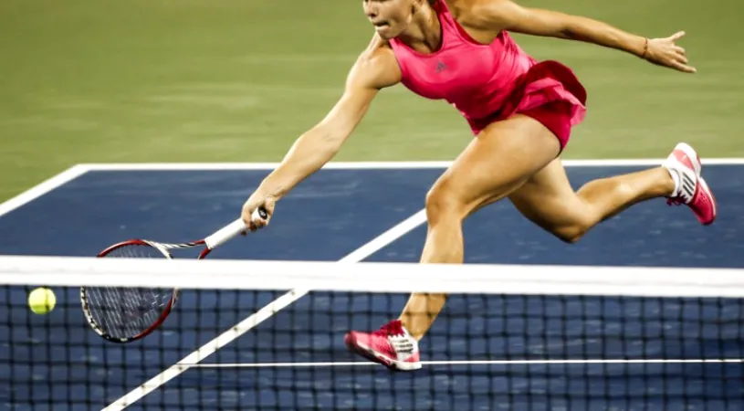 Spectaculos. Halep a ridicat tribunele în picioare la Cincinnati. VIDEO | Schimbul incredibil ales de WTA ca 