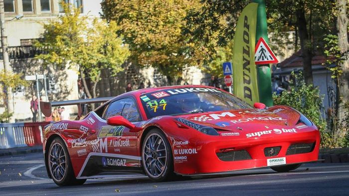 Cursele legendare "de la șosea" revin după decenii. All stars la etapa de Super Rally de la București
