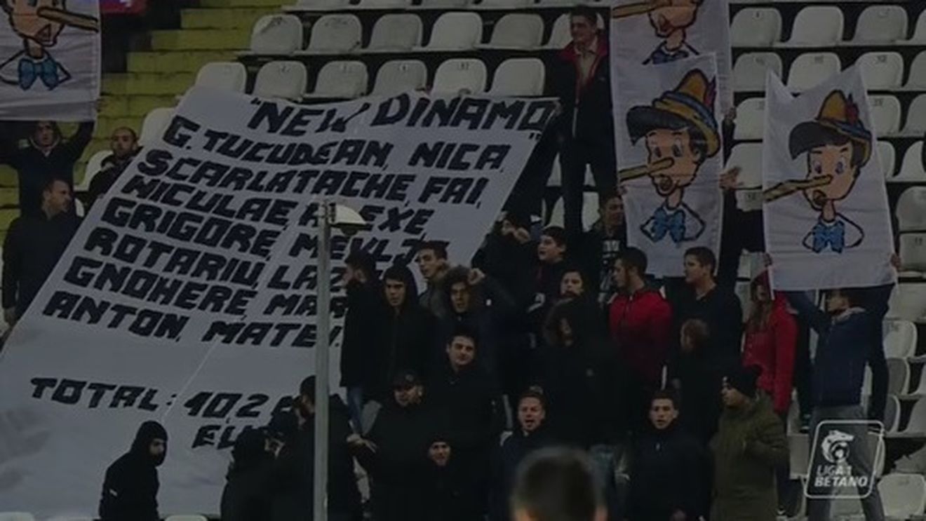 Fanii nu-l iartă pe "Pinocchio" Negoiță! Mesajul sugestiv afișat la meciul cu CFR