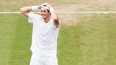 Sunt Isner sau Mahut?