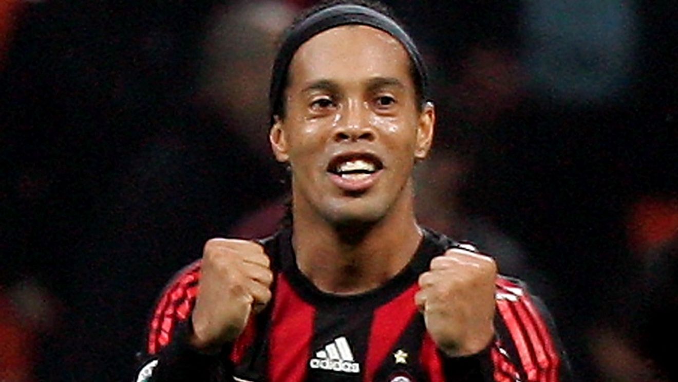 Ronaldinho: "Am multe de învățat de la Beckham!"