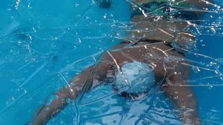 Ce a făcut campionul mondial la înot în ape înghețate, Paul Georgescu, în cursa din Canalul Mânecii: „Când urinam, o făceam pe mâini...” + „Acolo îți îngheață absolut tot” | VIDEO