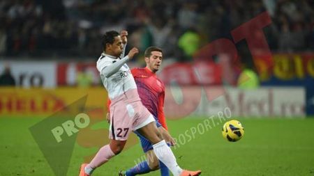 Eric subliniază: "S-a dovedit de ce Steaua este pe primul loc!" Brazilianul le ține pumnii elevilor lui Reghe în "dubla" cu Chelsea