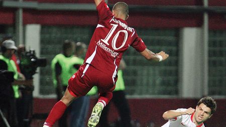 Dinamo, "corigentă" în derby-uri!