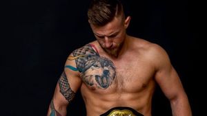 Fostul concurent de la Exatlon luptă pentru titlul de dublu campion MMA!  Cine e adversarul lui Ciprian Mariș. „Voi da totul și încă puțin”