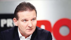 Revine în fotbal după plecarea de la Rapid!** Constantin Zotta e noul președinte executiv al clubului FC Brașov