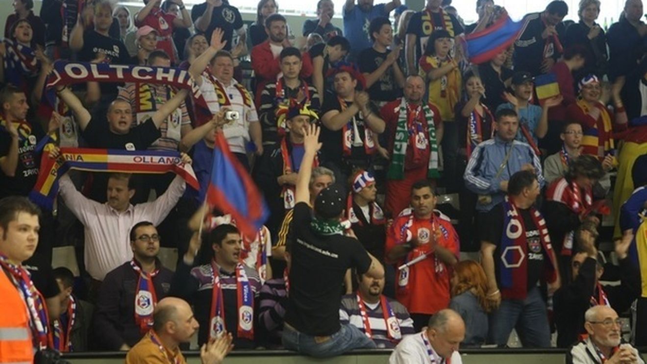 400 de euro, un bilet pe "piața neagră" la Oltchim - Viborg