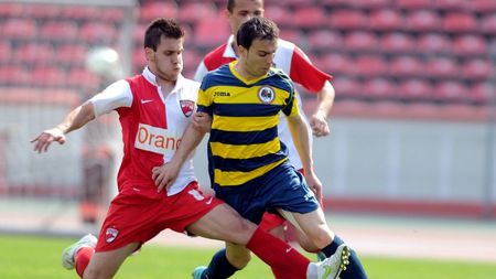 Cazul meciului trucat în care ar fi fost implicat fostul jucător al lui Dinamo, Raphael Stănescu, explodează! Fotbalistul face dezvăluiri uluitoare: „Am fost la priveghiul bunicului! Nu eram nebun să fac o nenorocire” | EXCLUSIV