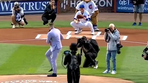 Cum s-a făcut de râs Conor McGregor la un meci de baseball: „E mai ușor când ești în ring, nu?  Am crezut că e o glumă” | VIDEO