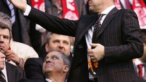 Becali recunoaște: "Mă simțeam mic când luam 4 goluri de la Lyon sau Real"