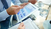 Ghid de Navigare în Lumea Creditelor: Între Nevoie Reală și Capcane Financiare (P)