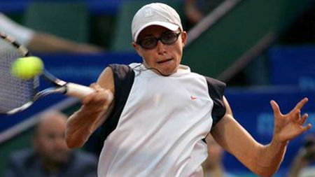 Crivoi eliminat, Gârd în finală la dublu