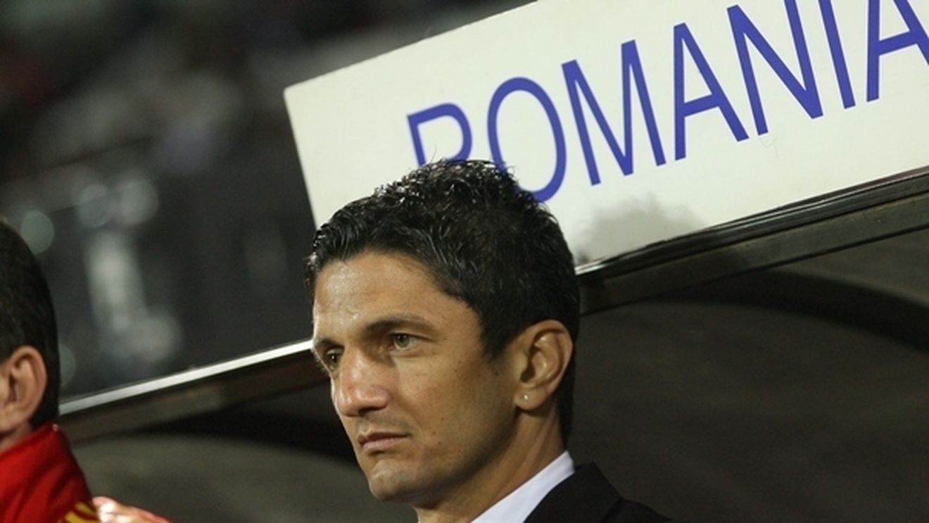 Atac la Lucescu Jr:** "A ÎNTÃ‚RZIAT naționala cu jumătate de an" Șansele lui Răzvan de a-i mai antrena pe "tricolori"