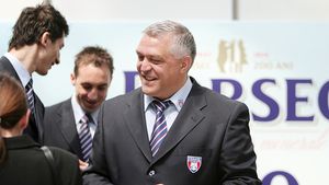 Băieții, trași pe Stânga