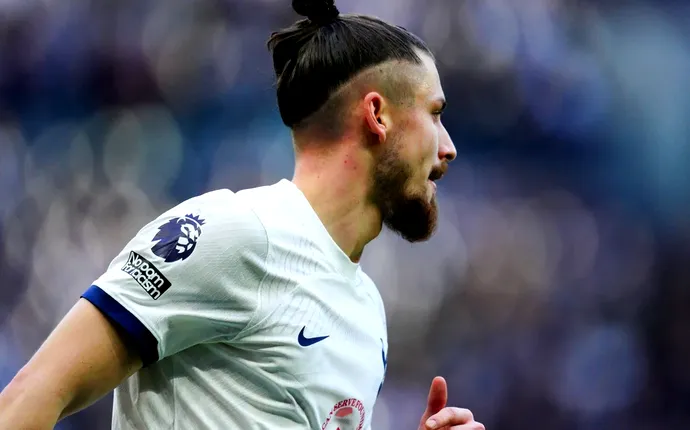 Tottenham a luat hotărârea în privința transferului lui Radu Drăgușin