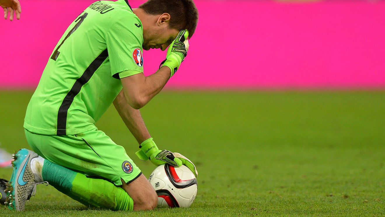 Tătărușanu "da film horror"! VIDEO Gafă incredibilă a portarului în Fiorentina - Crotone 1-1. Ce scriu italienii