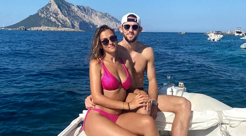 Interistul Stefan de Vrij, în vacanță cu o româncă, după finala pierdută. Doina Turcanu a înfierbântat plajele Sardiniei | GALERIE FOTO