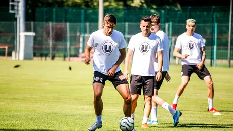 Jucătorii de la ”U” Cluj, mulțumiți că s-au întors la antrenamente. Laurențiu Rus: ”E un început, o luăm pas cu pas și important e să fim sănătoși. Ne-a lipsit fotbalul”. FOTO de la prima ședință de pregătire
