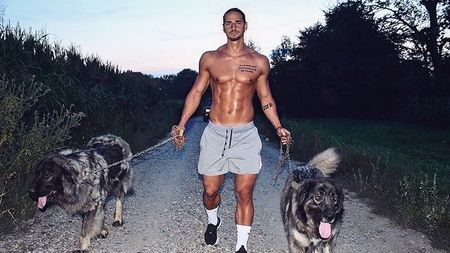 Dinamo și-a luat un fotomodel! Nemanja Petrovic nu a mai jucat de un an, dar încinge atmosfera pe Instagram | GALERIE FOTO