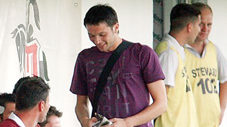 Pleacă Bozovic în Germania ?