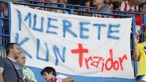 Fanii lui Atletico și-au luat "rămas bun" de la Aguero!** "Mori Kun trădătorule"