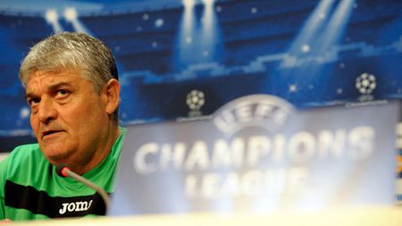 Vasal la Înalta Poartă!** Niciun club românesc n-a bătut Galata la ea acasă, relația dintre CFR și  Andone e la mâna lui Terim