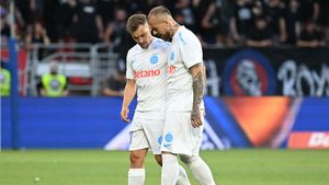 Verdict crunt pentru Denis Alibec: „Fisură de menisc!”. Când ar putea să mai joace pentru FCSB