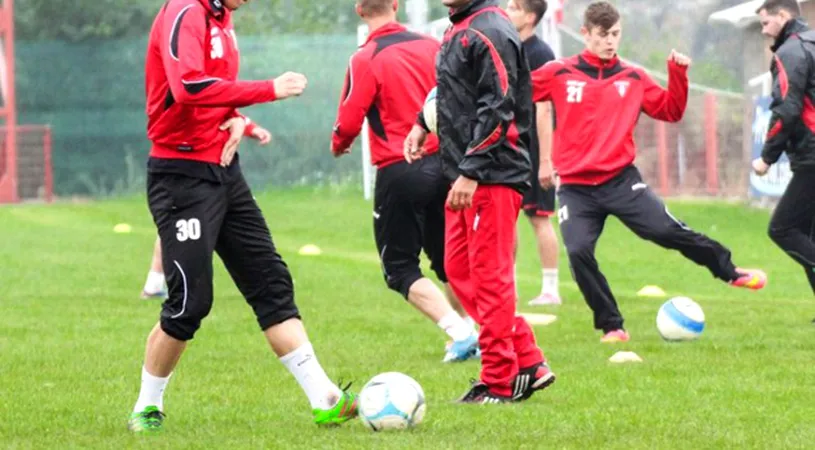 Probleme pentru Roșu înaintea meciului cu Foresta.** Va fi nevoit să improvizeze sau să schimbe sistemul în ultimul joc din 2016