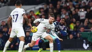 Radu Drăgușin amenință după ce a fost doar rezervă la Tottenham în primele meciuri! Românul nu are timp de pierdut: „O să joc la cel mai înalt nivel”