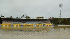 EXCLUSIV | Un sportiv român a trăit pe viu inundațiile catastrofale de la Carcassonne. "N-am văzut în viața mea o asemenea grozăvie. Terenul e impracticabil, muncesc să-mi ajut prietenii să scoată apa din casă"