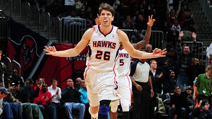 VIDEO | Fantastic! Nici Michael Jordan n-a reușit asta. Kyle Korver a marcat 11 puncte într-un singur minut în victoria Atlantei Hawks cu Milwaukee Bucks
