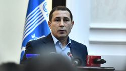 DECLARAȚII Pavel Badea pune tunurile pe suporterii Universității Craiova după remiza cu Ararat Armenia: „Să-l lase în pace pe Baiaram! Când te înjură ai tăi, nu dormi noaptea!”
