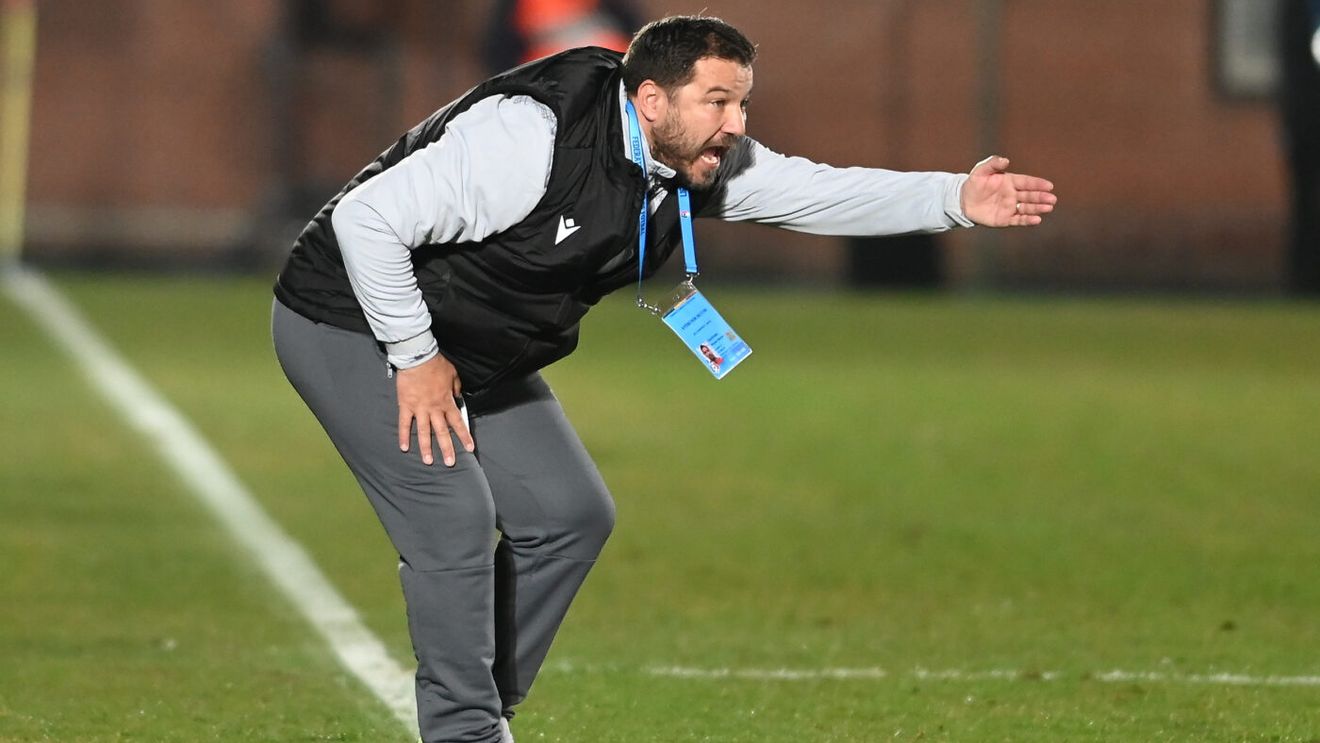 FC Argeș încearcă să dea lovitura după demiterea lui Marius Croitoru! Avem lista antrenorilor doriți în Trivale. Nume surpriză care ar putea ajunge pe banca piteștenilor | EXCLUSIV