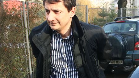 Ca Băsescu și Geoană!** Iacov îl provoacă pe Sandu la un "duel public"