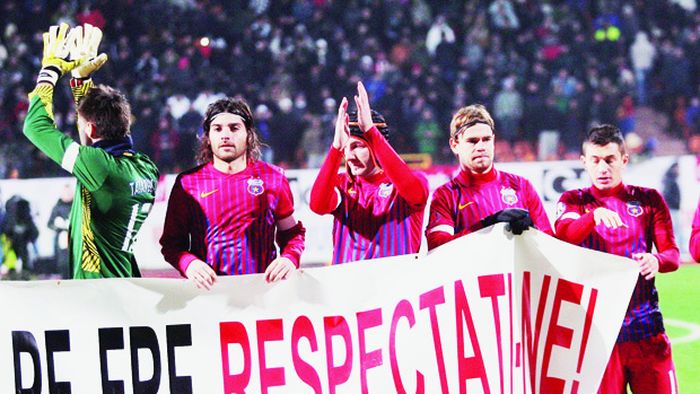 Un banner a declanșat războiul în Liga I!** Jucătorii se revoltă! "E ca pe vremea lui Ceaușescu!"