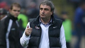 "În iarnă vom încerca să aducem 3 jucători!"** Unde are Steaua nevoie de întăriri?