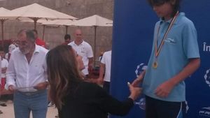 David Popovici, nouă senzație a natației mondiale, remarcat și premiat de Nadia Comăneci în urmă cu 7 ani! Imagini de colecție cu cei doi. „Abia aștept să-l văd la Tokyo"