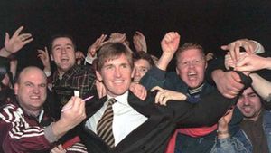 Grenadă la casa unui simbol al lui Liverpool!