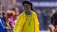 Am aflat când revine marele Ronaldinho pe teren într-un meci OFICIAL: „Din octombrie ni se alătură și apoi…”. EXCLUSIV